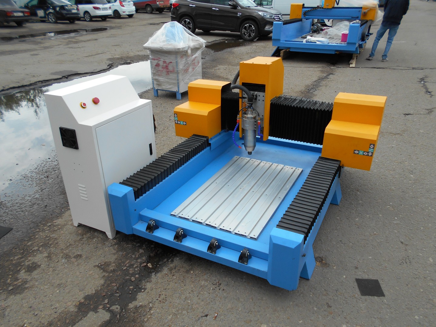 Фрезерный станок с ЧПУ  мод. BL-6510 по камню