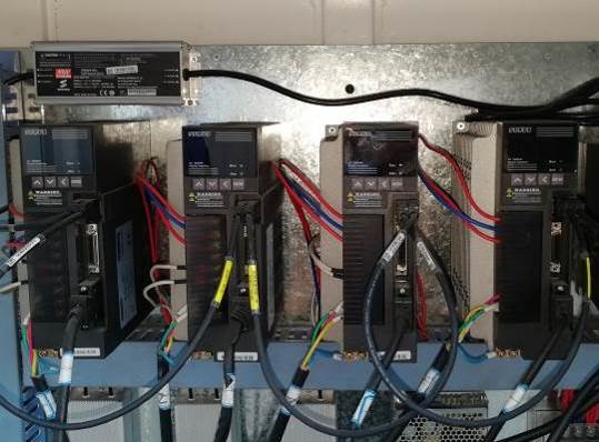 Фрезерный станок с ЧПУ мод. LTT-1325D c револьверной сменой инструмента и стойкой SYNTEC