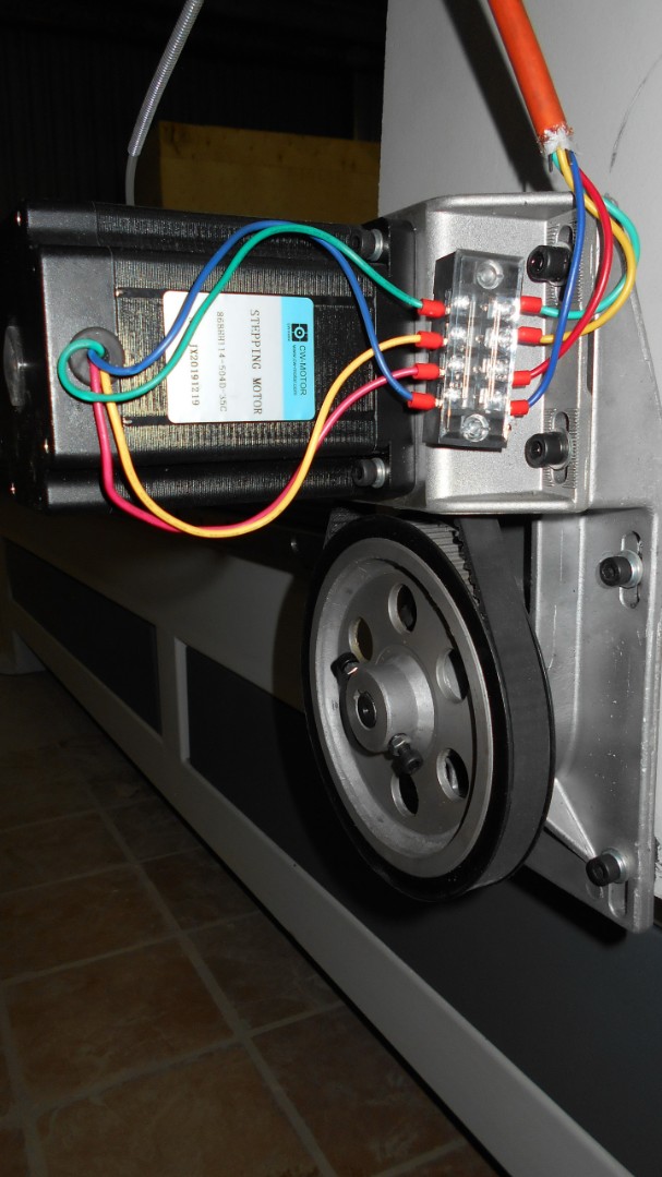 Фрезерный станок с ЧПУ LTT-1325A(DSP), вакуумный стол