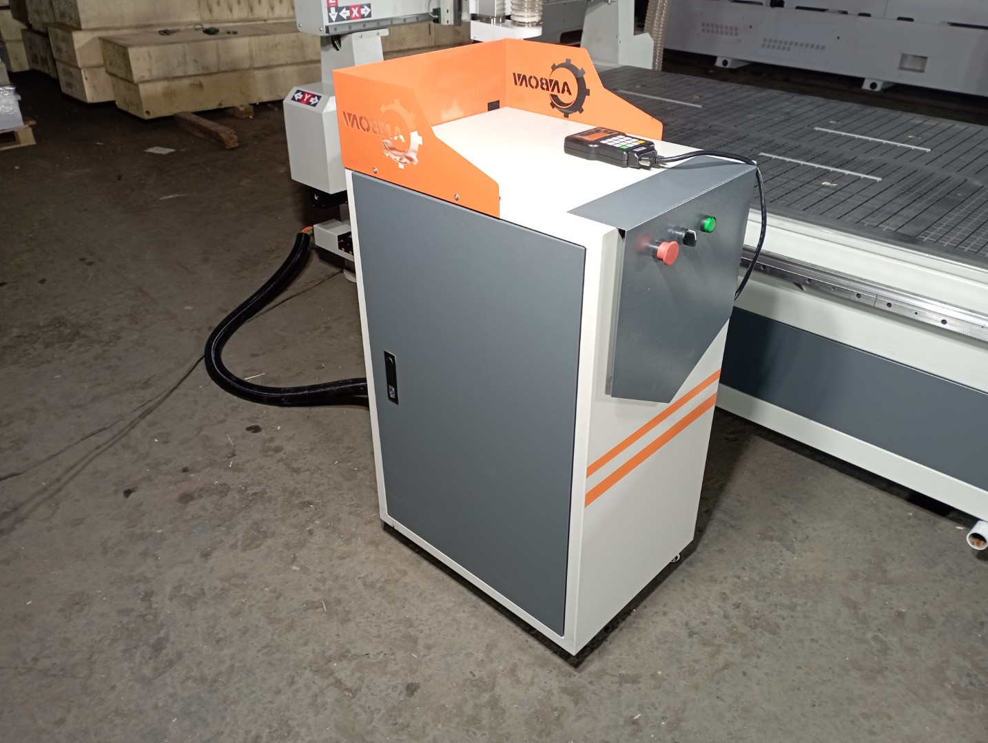 Фрезерный станок с ЧПУ LTT-1325A(DSP), вакуумный стол