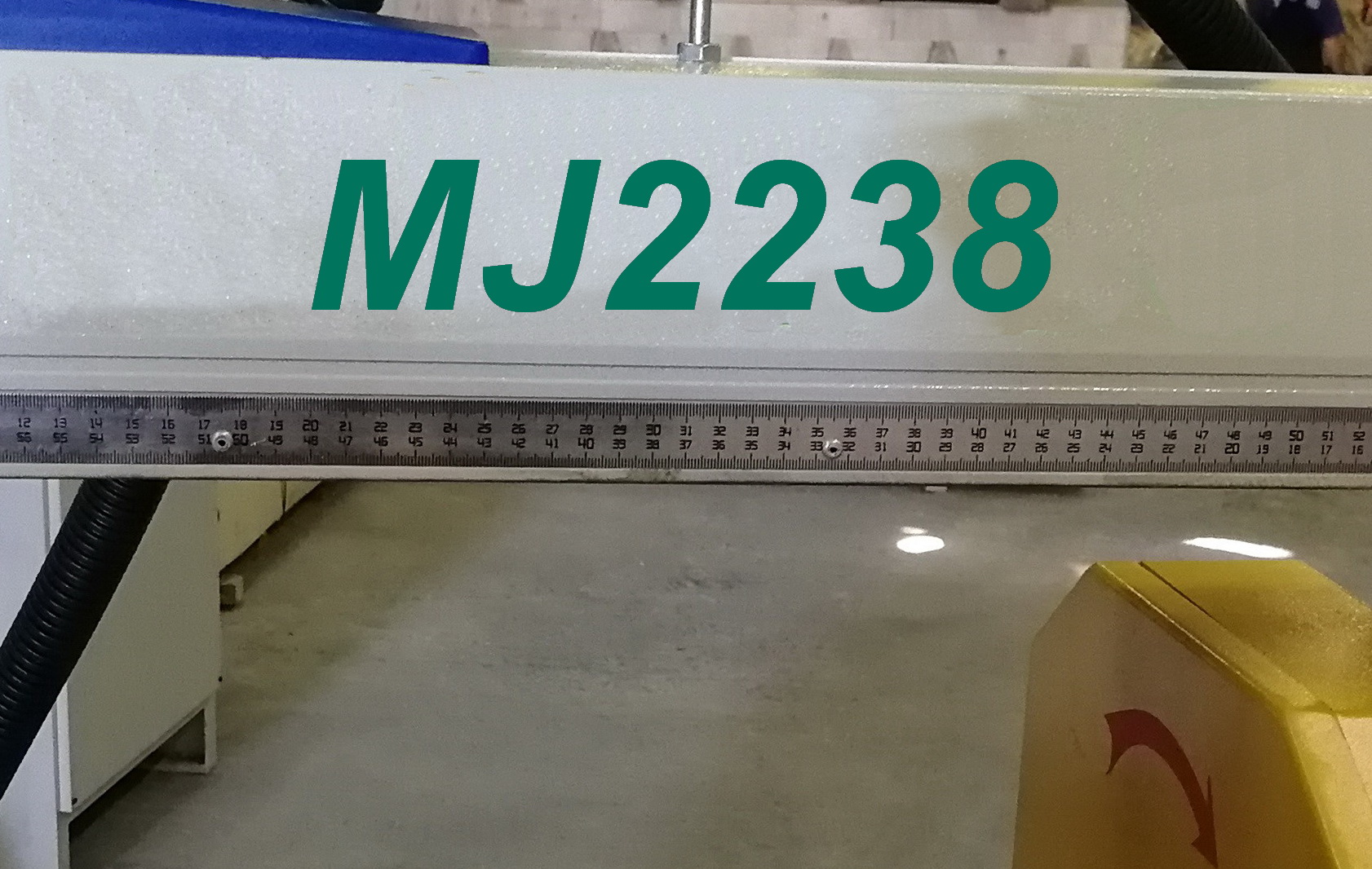Торцовочный станок MJ2238 радиальный