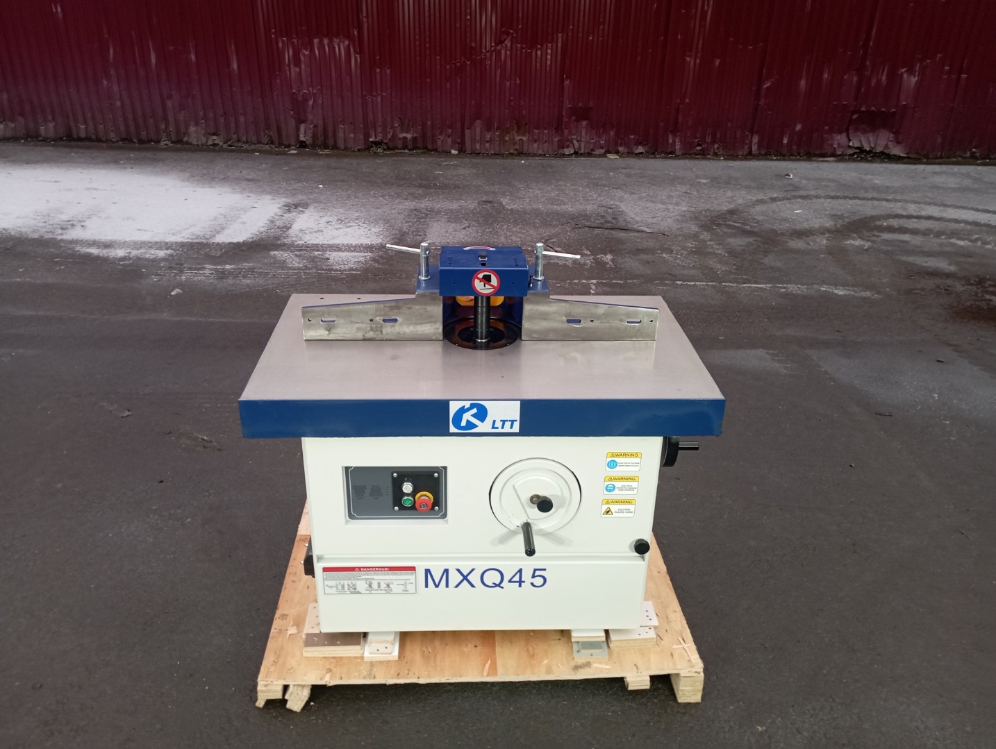 Фрезерный станок  мод.MXQ45 c наклоном шпинделя без шипорезной каретки
